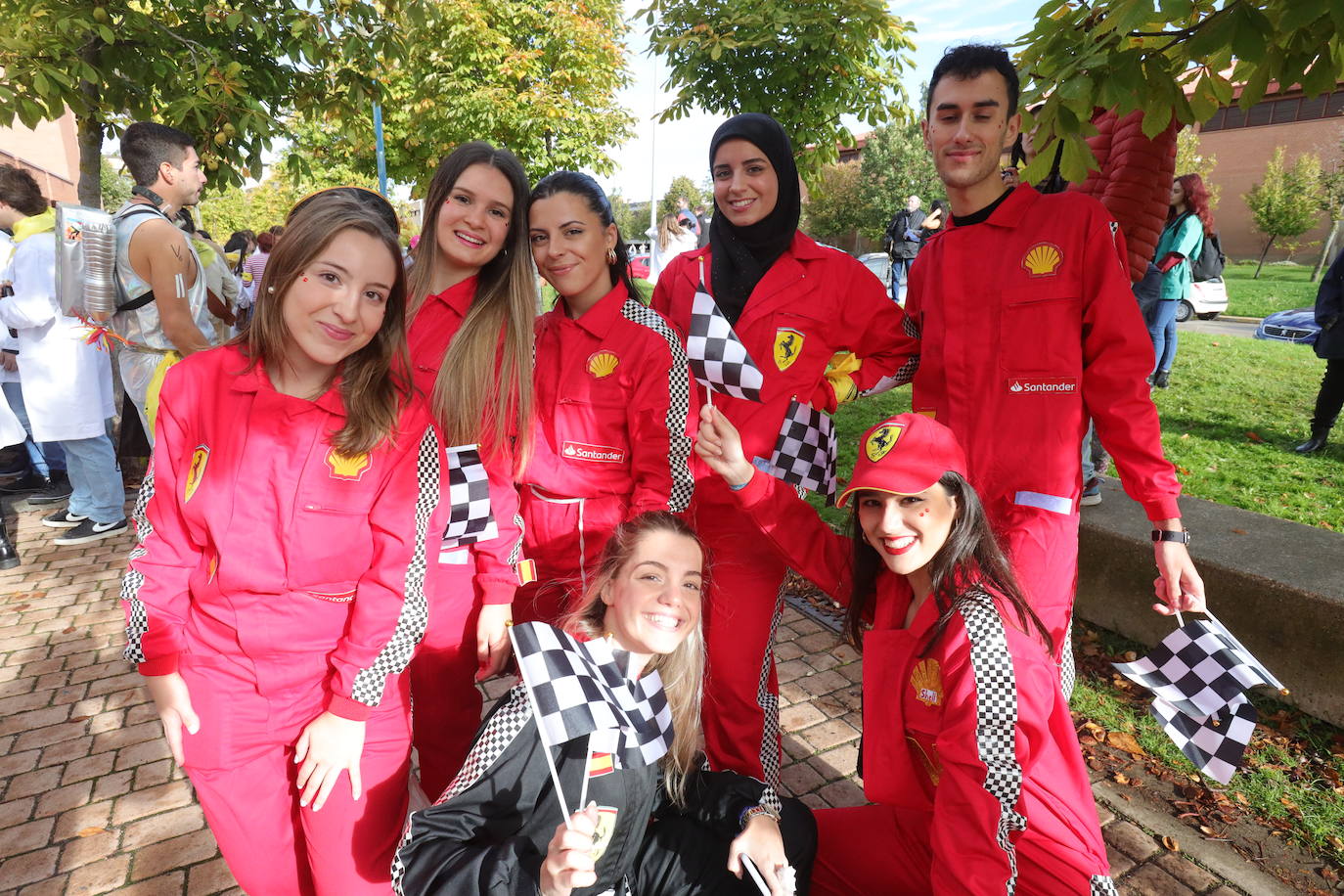 Fotos: Las fiestas de Medicina invaden el campus universitario