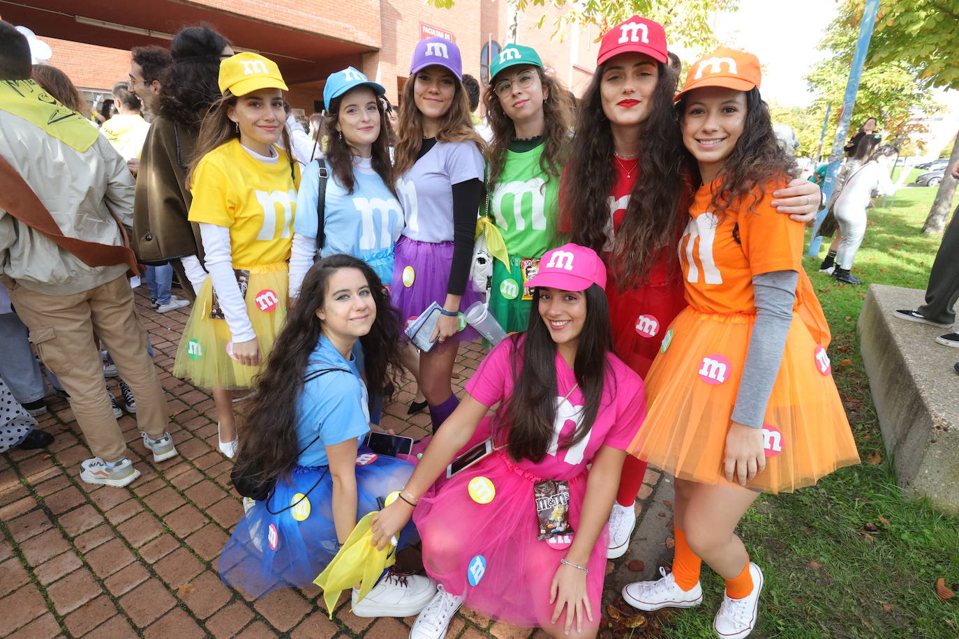 Fotos: Las fiestas de Medicina invaden el campus universitario