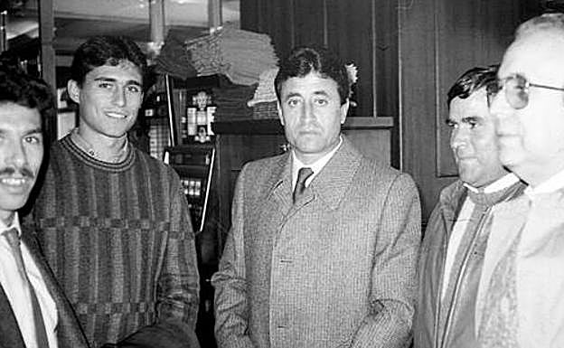 Imagen principal - Neme, en varias imágenes de archivo. 