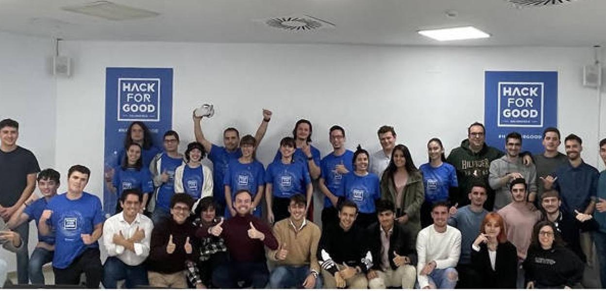 Estudiantes de la Universidad de Salamanca, premiados en la HackForGood. 