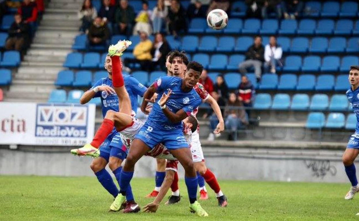 El partido de Liga del Guijuelo ante el Ourense. 