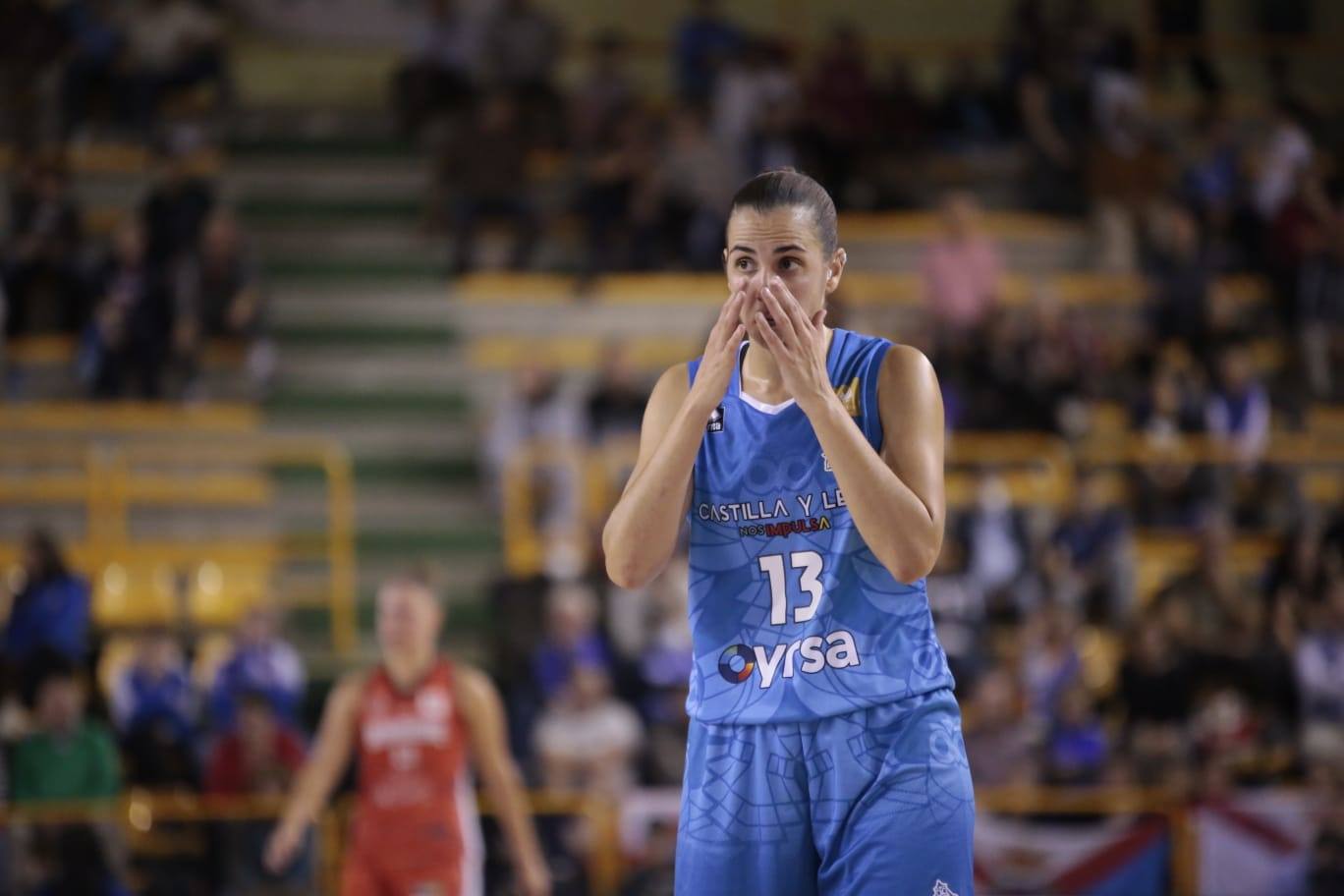 Fotos: Perfumerías Avenida aleja los fantasmas y sigue su crecimiento a costa de Bembibre