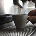 Imagen - «El café tiene mucho margen, lo que más junto a las botellitas de agua, pero para ganar mil euros sirviendo cafés hay que poner unos 600»