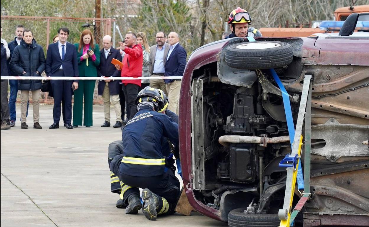 Simulacro intervención de emergencias en accidente de tráfico. 