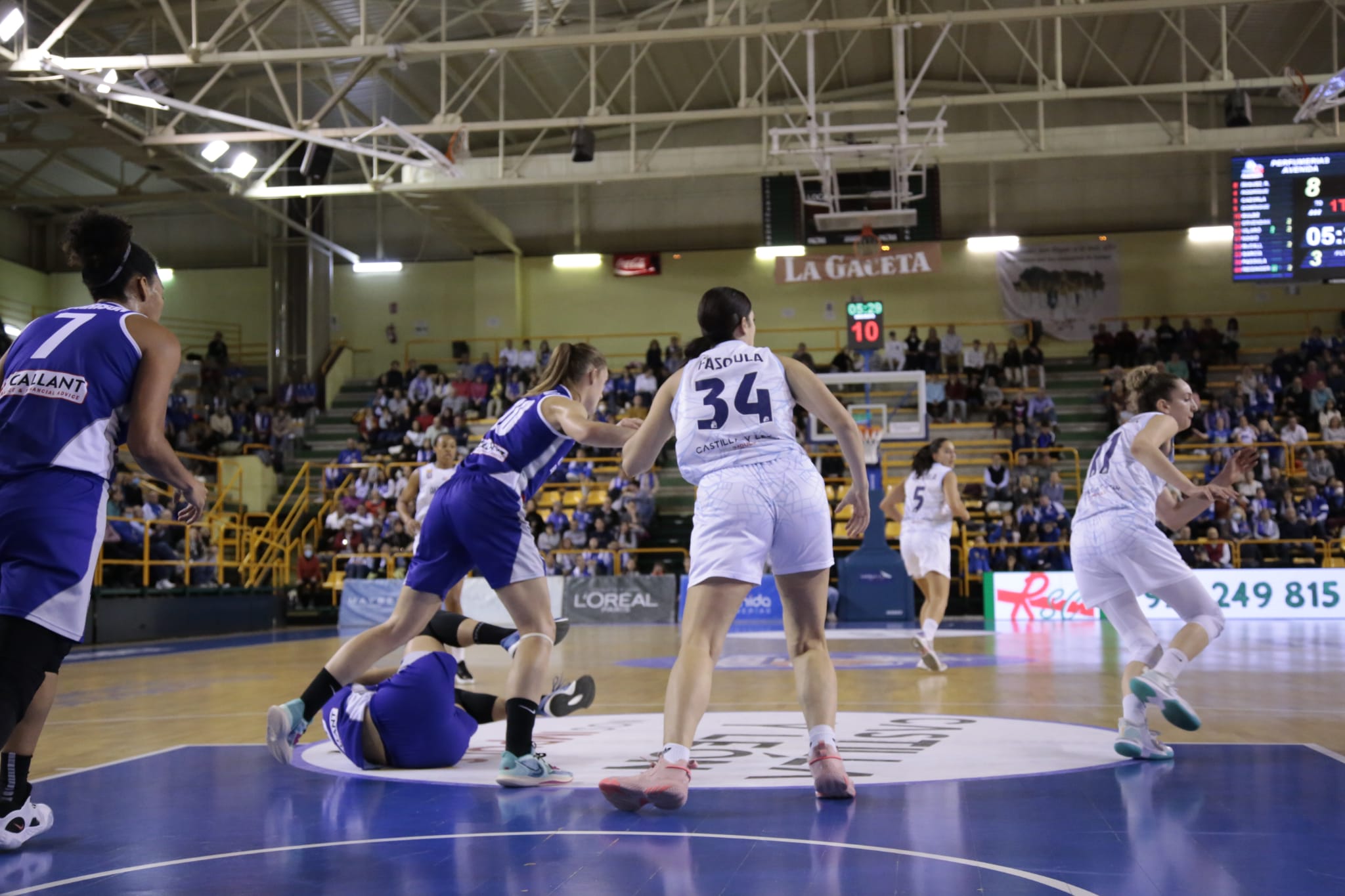 Fotos: Tercera victoria en la Euroliga del Avenida ante el Kangoeroes Mechelen belga