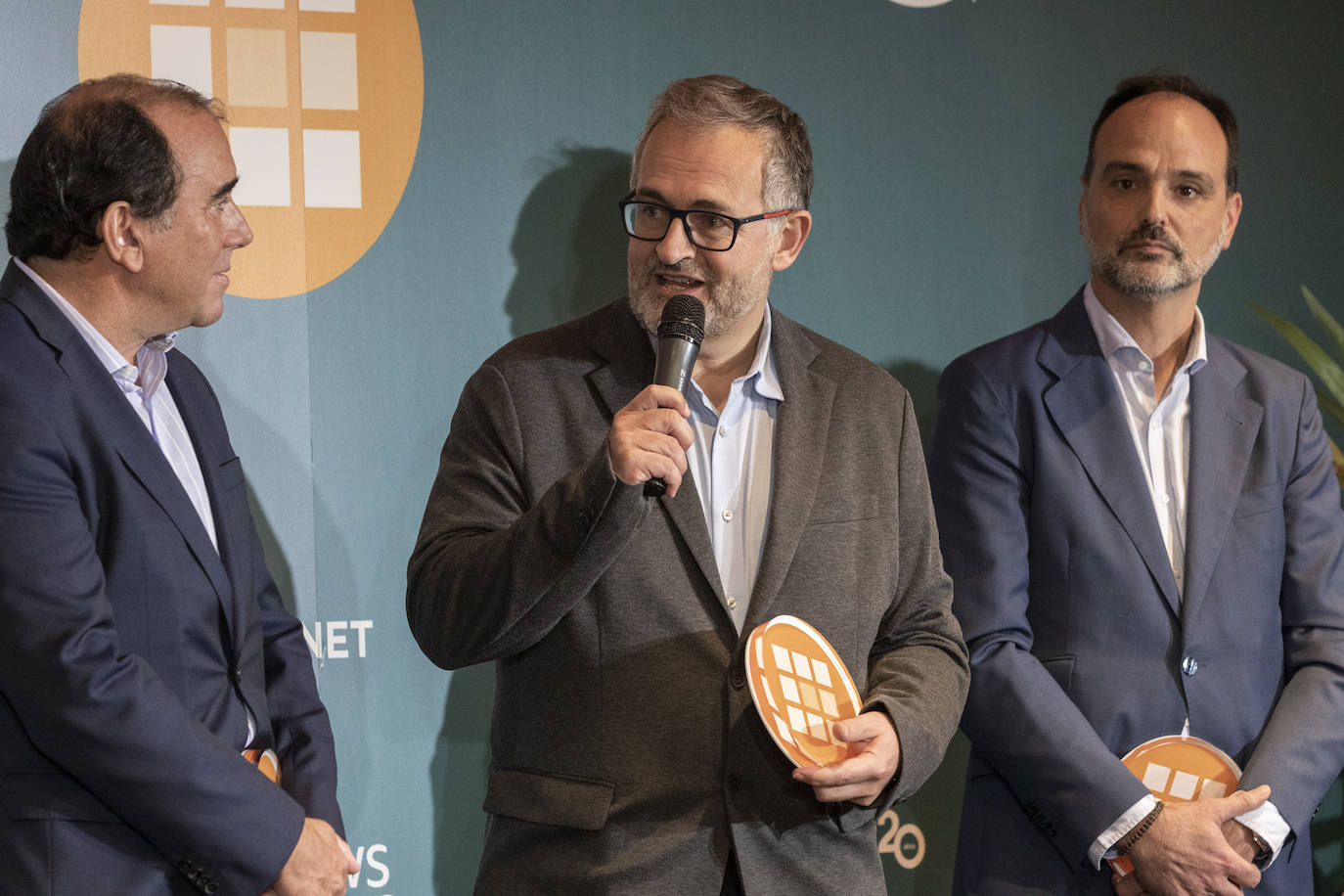 Felix Monedero, director General de SAP España, recoge el premio en Categoría Talento Categoría Automatización.
