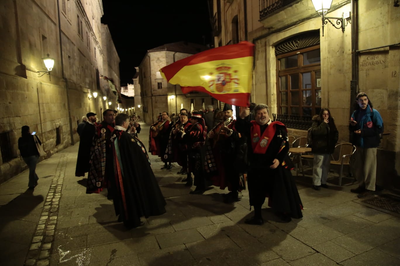 Un momento del desfile de los tunos.