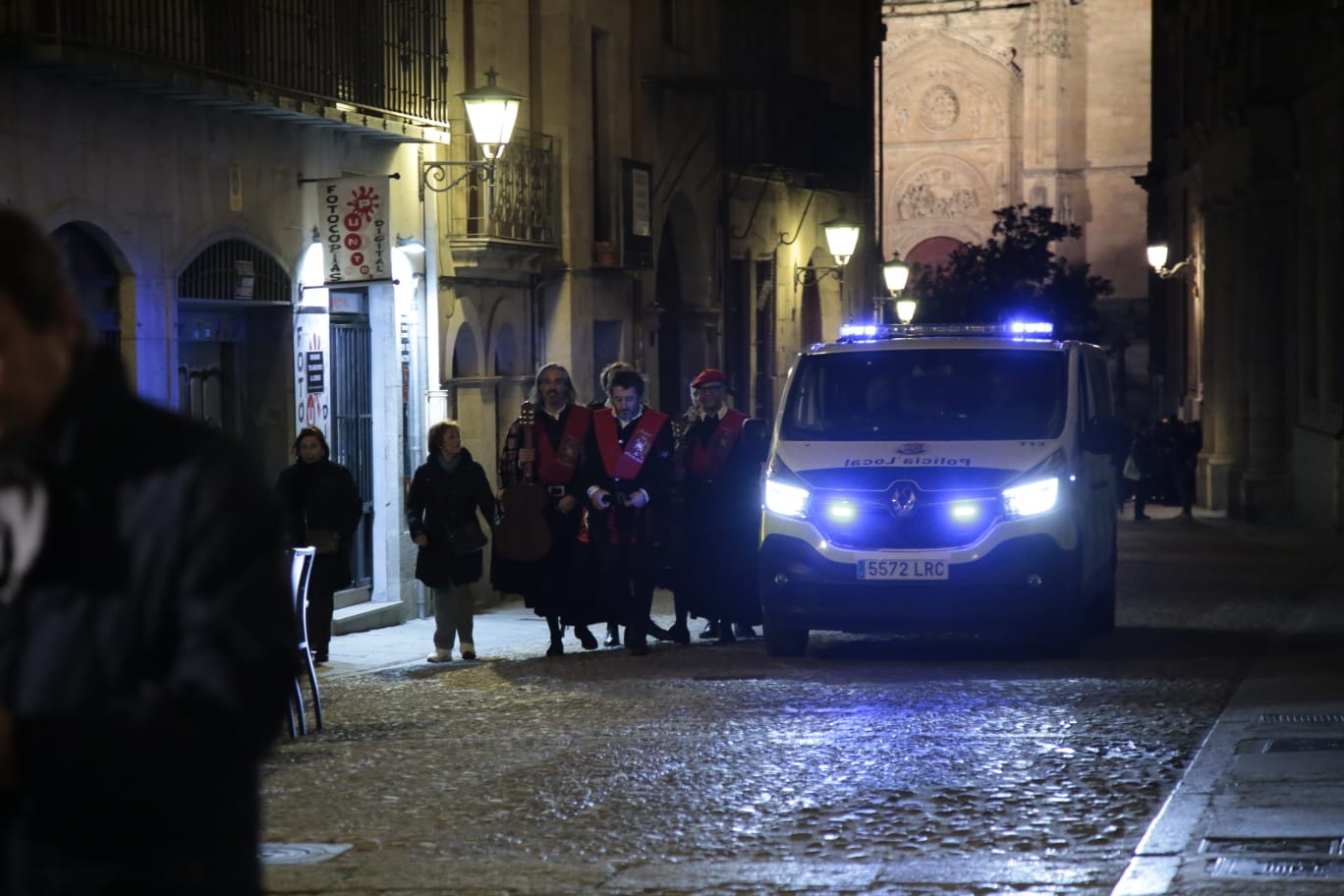 Un momento del desfile de los tunos.