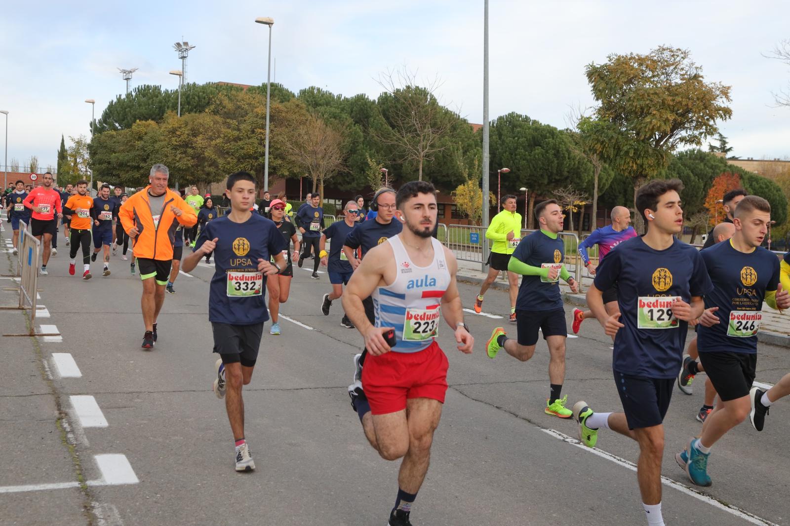 Fotos: La VII San Silvestre Universitaria UPSA, una cita solidaria