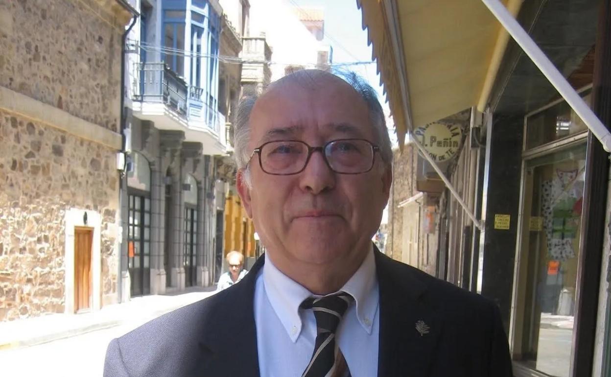 Valentín Cabero Diéguez, catedrático jubilado de la USAL.