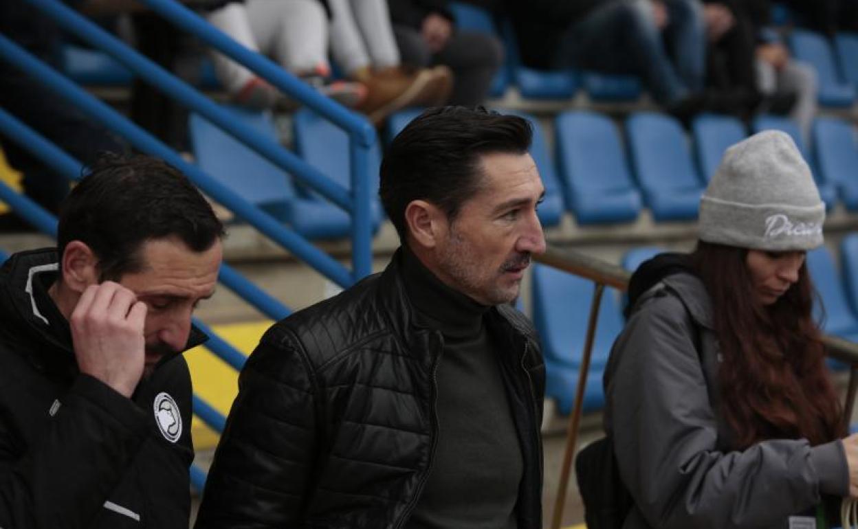 Raúl Casañ, entrenador de Unionistas. 