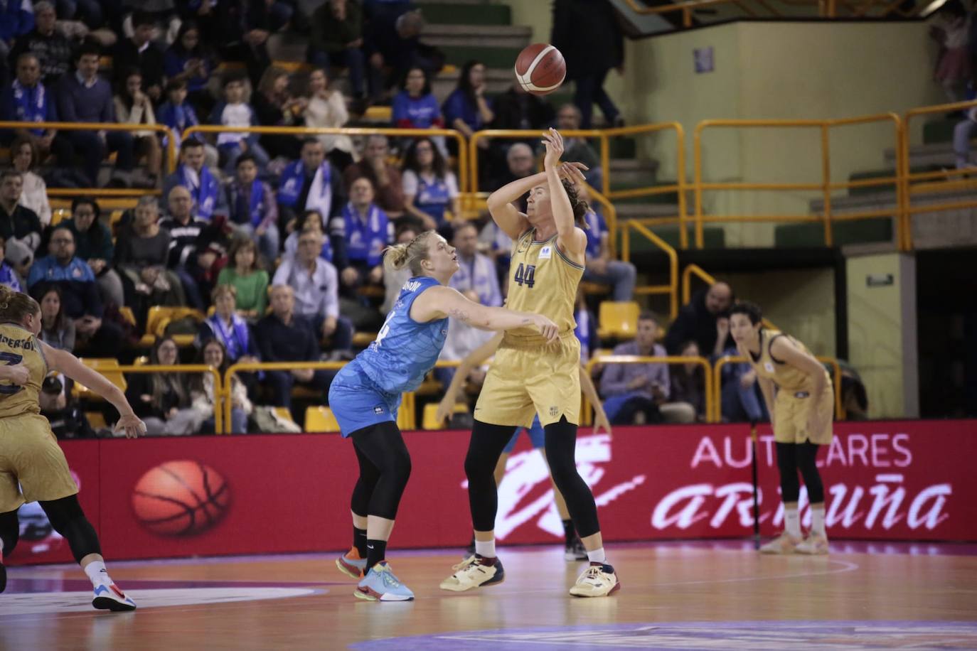 Fotos: CB Avenida-Barça CBS