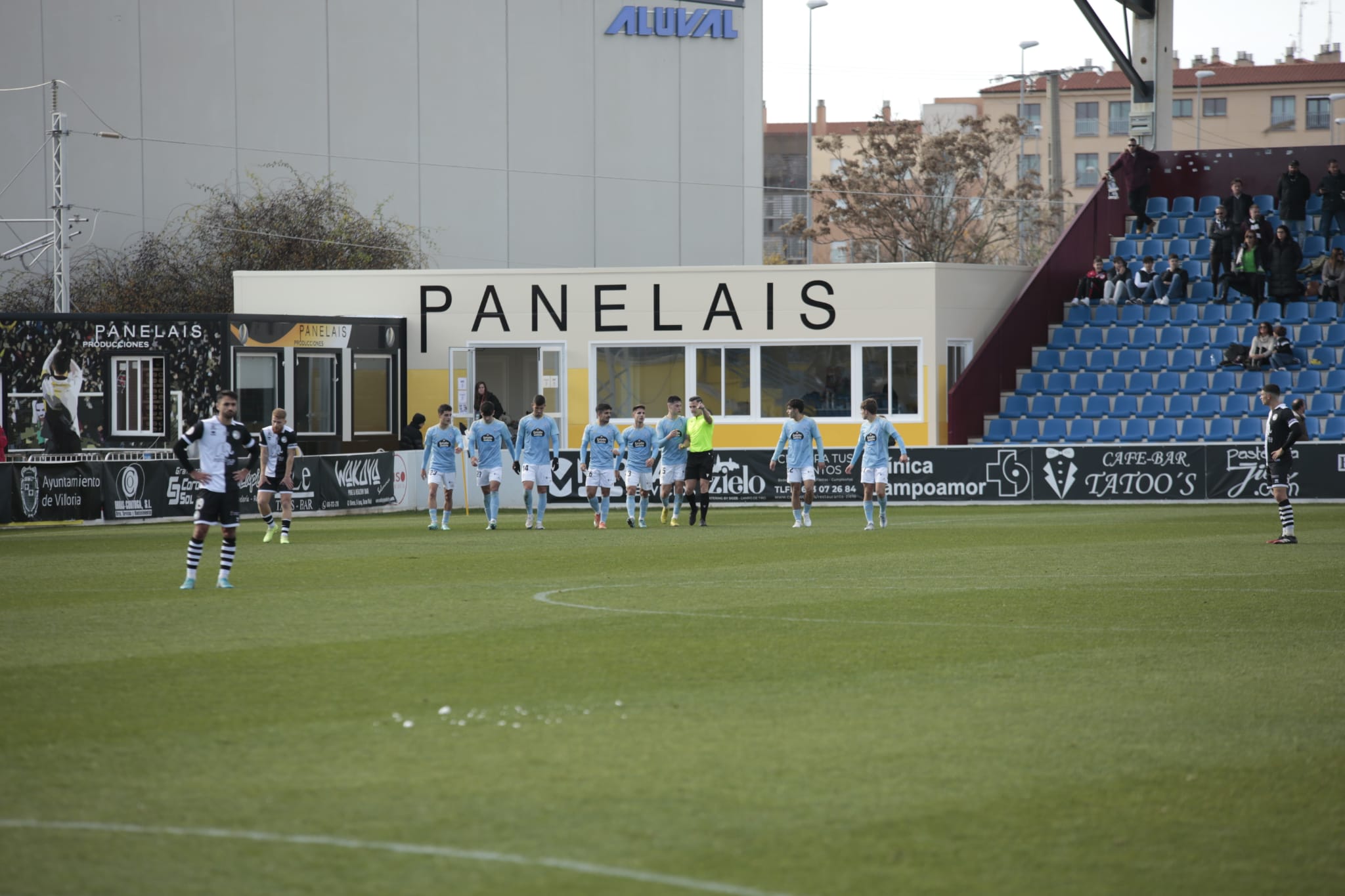 Fotos: Unionistas encaja una goleada del Celta B en el último partido del año (0-3)