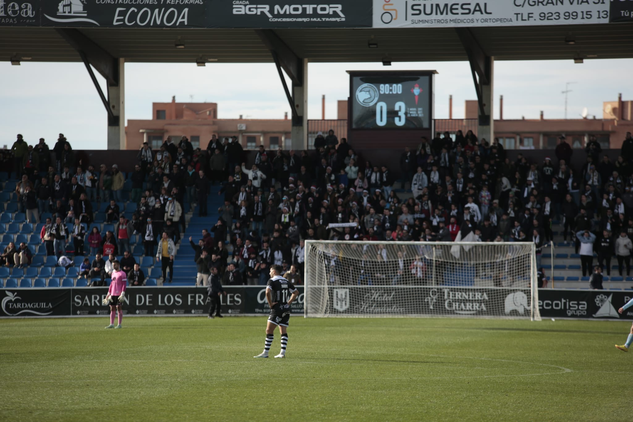 Fotos: Unionistas encaja una goleada del Celta B en el último partido del año (0-3)