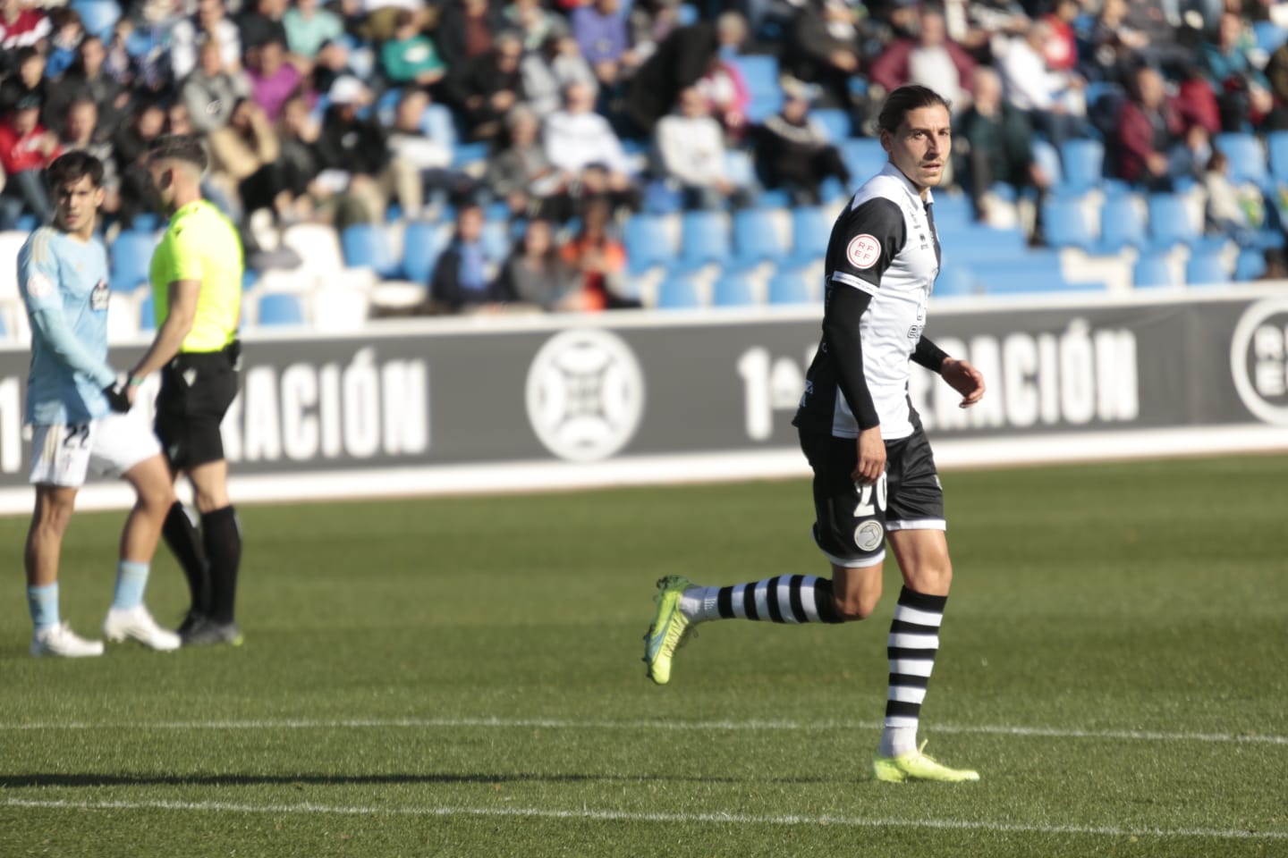 Fotos: Unionistas encaja una goleada del Celta B en el último partido del año (0-3)