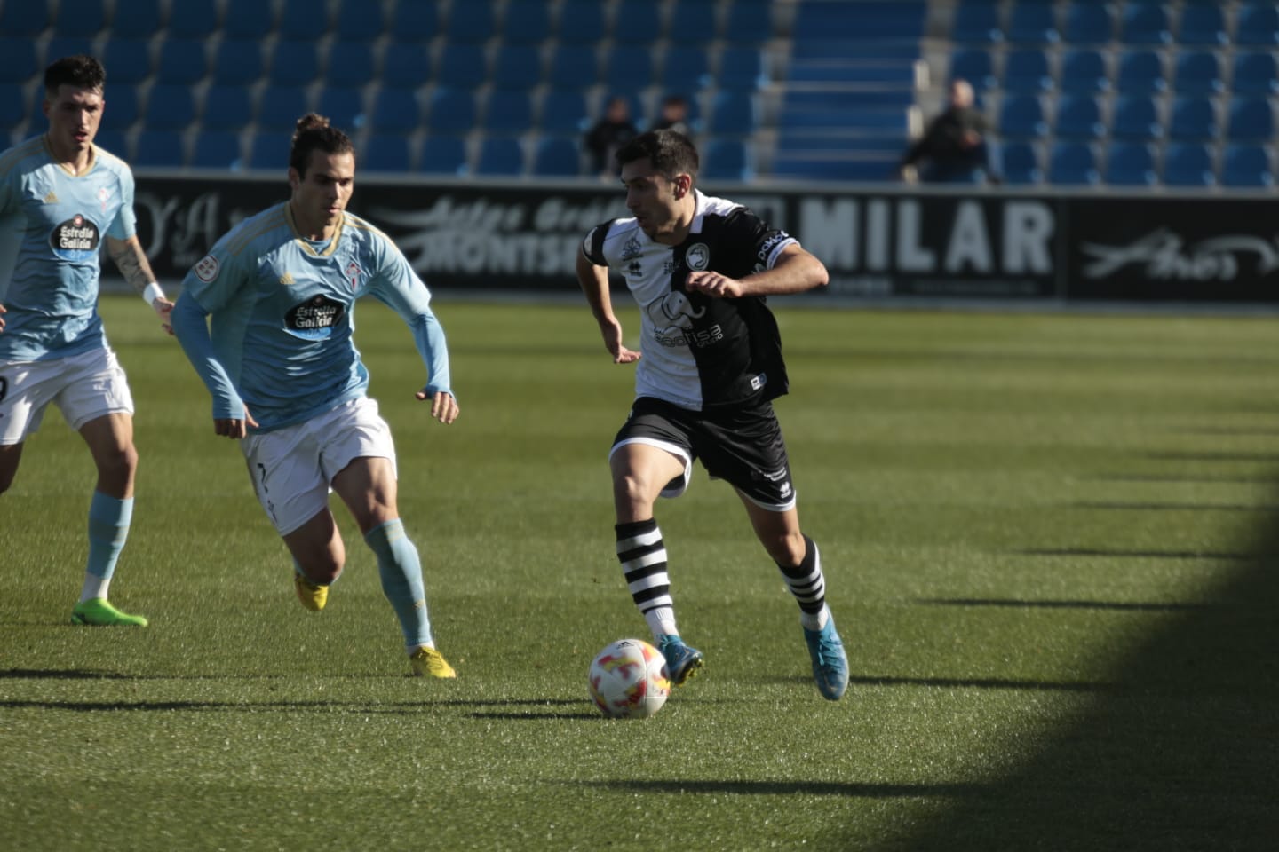 Fotos: Unionistas encaja una goleada del Celta B en el último partido del año (0-3)