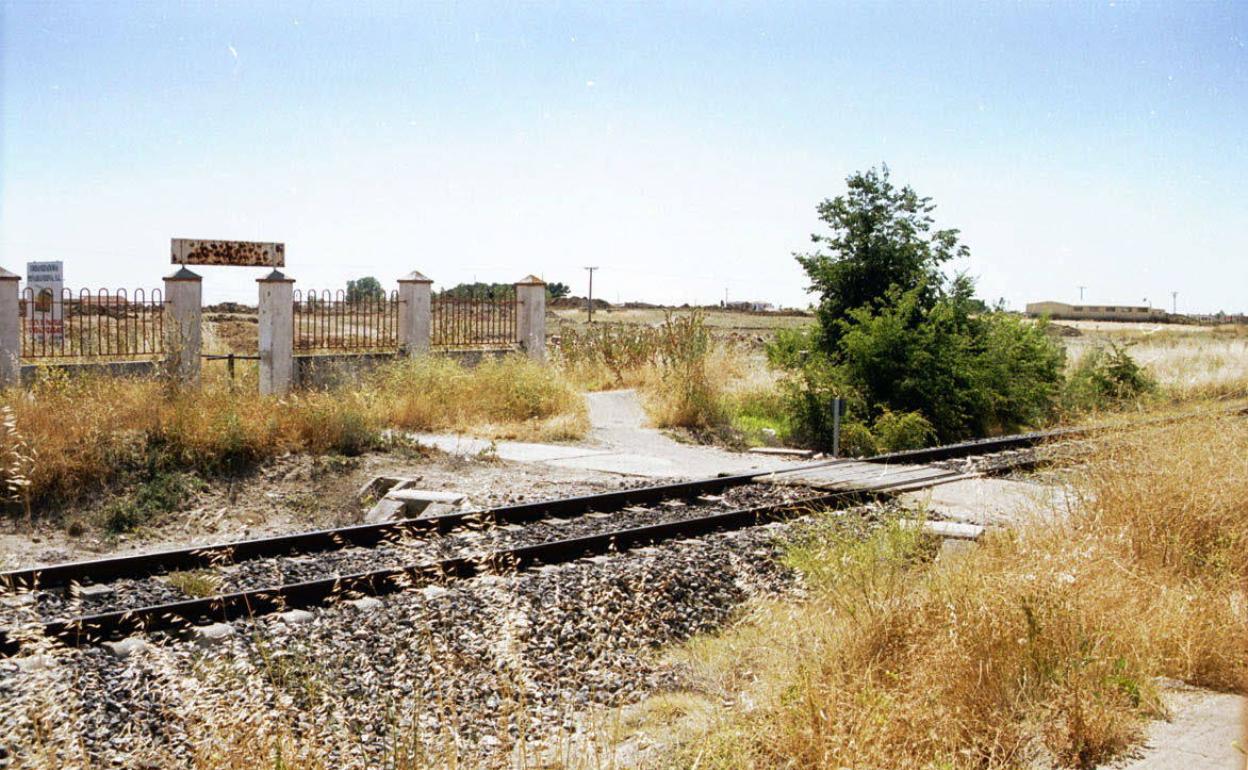 Trazado de una línea ferroviaria en Salamanca. 