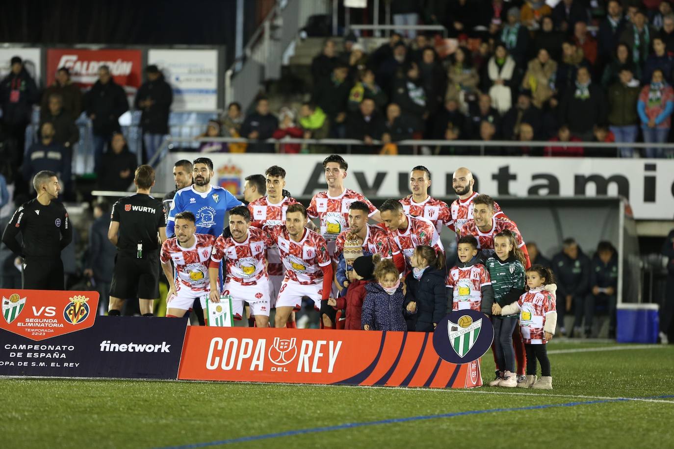 Fotos: Las mejores imágenes del CD Guijuelo-Villarreal de la Copa del Rey