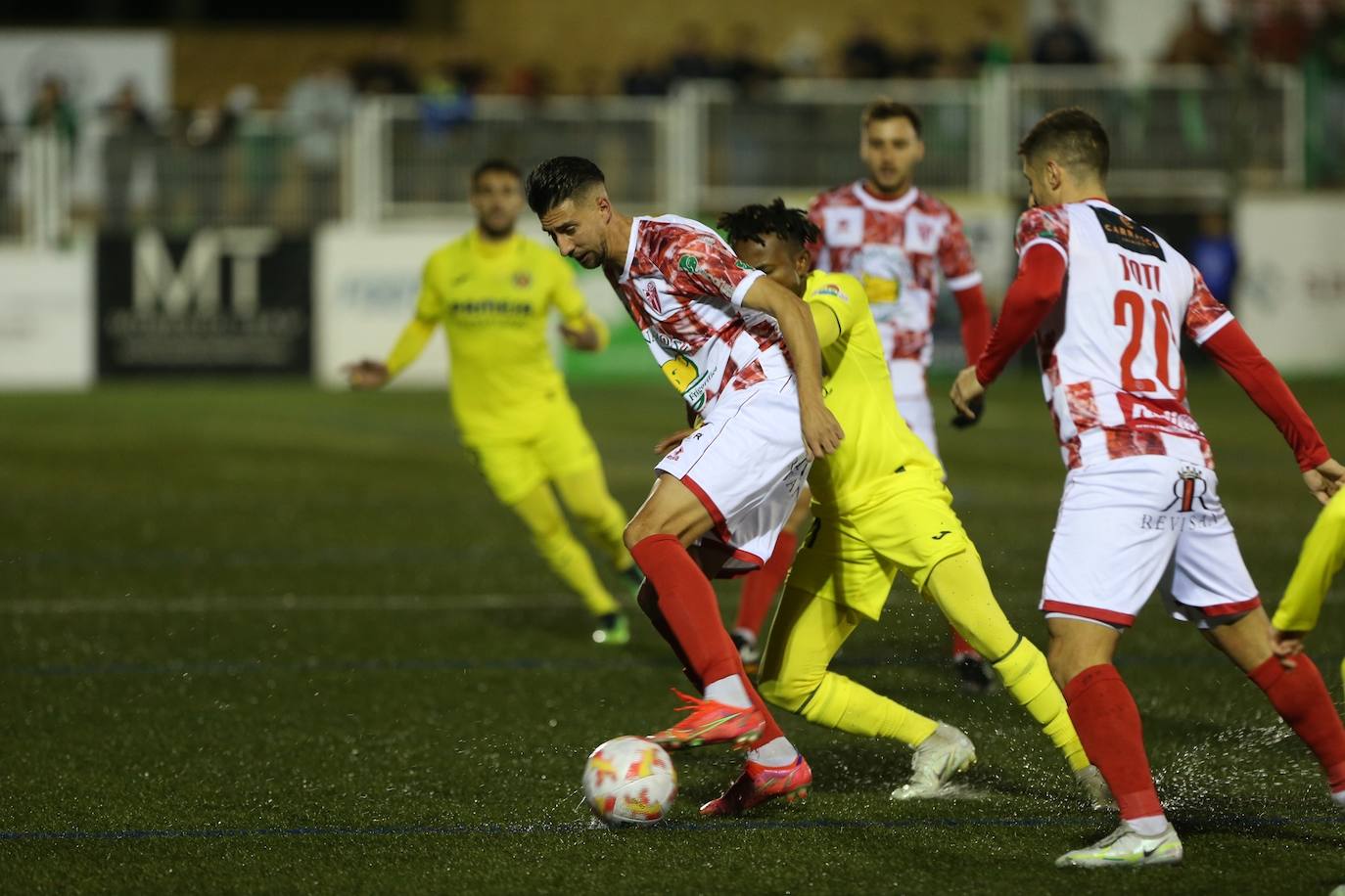 Fotos: Las mejores imágenes del CD Guijuelo-Villarreal de la Copa del Rey