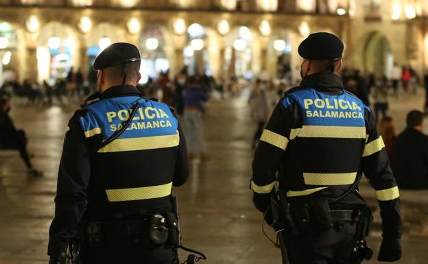 La Policía Local salva la vida de una mujer en Salamanca durante la Nochebuena