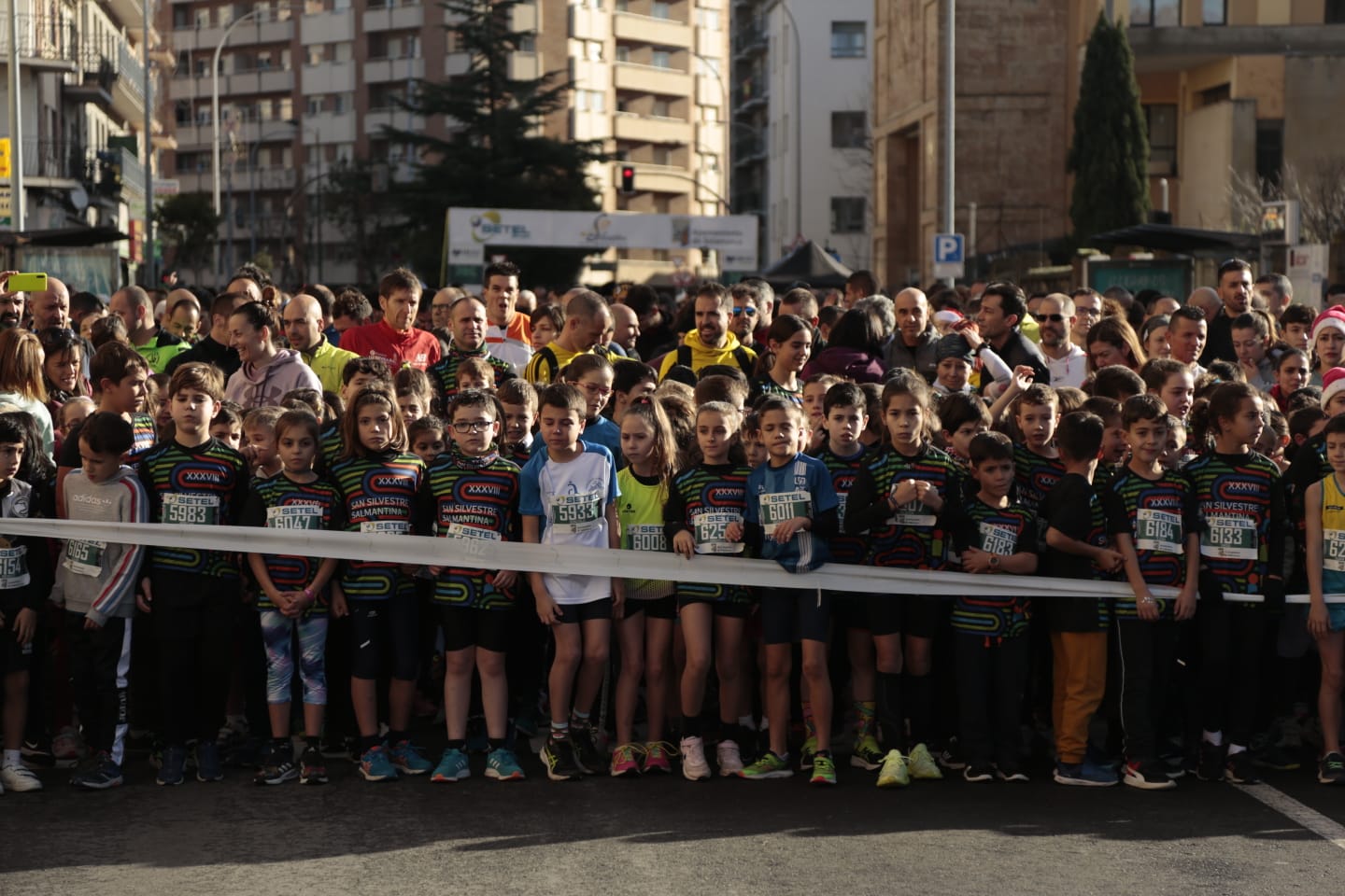 Fotos: Guillermo Perea y Paula Martínez ganan la carrera A de la San Silvestre