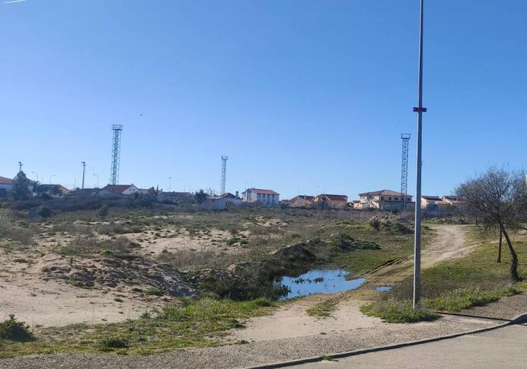 Fuentes de Oñoro construirá un aparcamiento de autocaravanas en la frontera