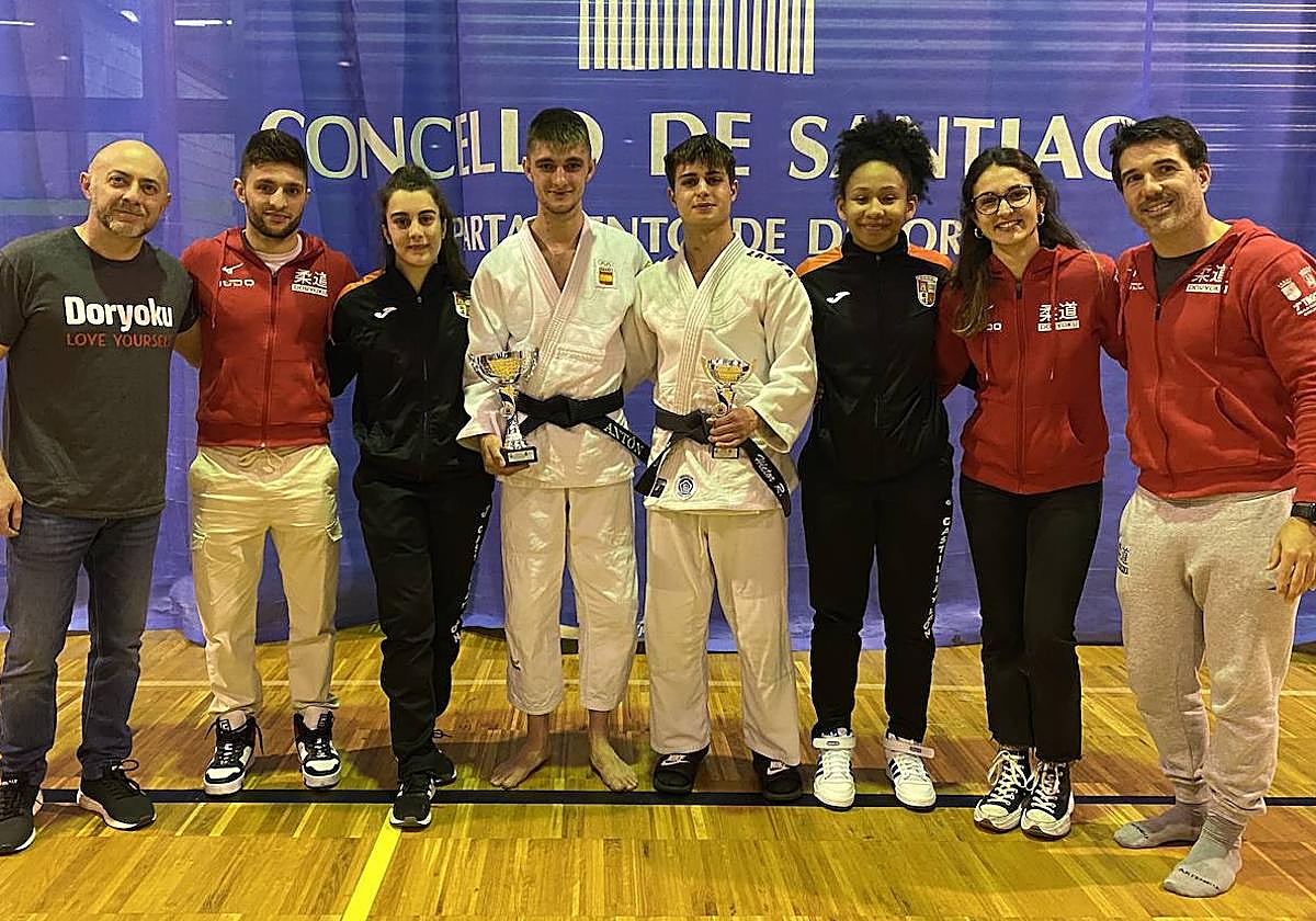 Representantes salmantinos en Santiago de Compostela.