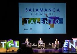 El alcalde de Salamanca, Carlos García Carbayo, participa en la presentación de la nueva convocatoria del programa municipal de atracción del talento.
