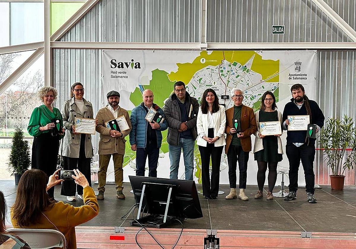 Entrega de reconocimientos a Fundación Tormes, CEA Milani, Oficina Verde de la USAL, Asprodes y las asociaciones de vecinos de Huerta Otea y Garrido Contigo.