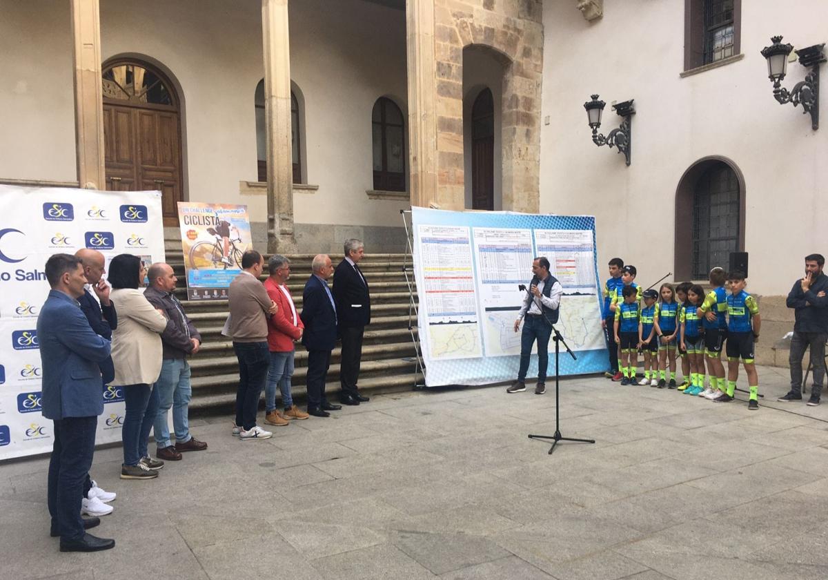 Presentación de la VIII Challenge Ciclista a Salamanca Máster en el Palacio de La Salina.