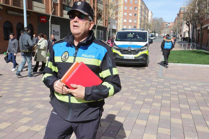 La Policía municipal de barrio realiza las primeras visitas en Salamanca