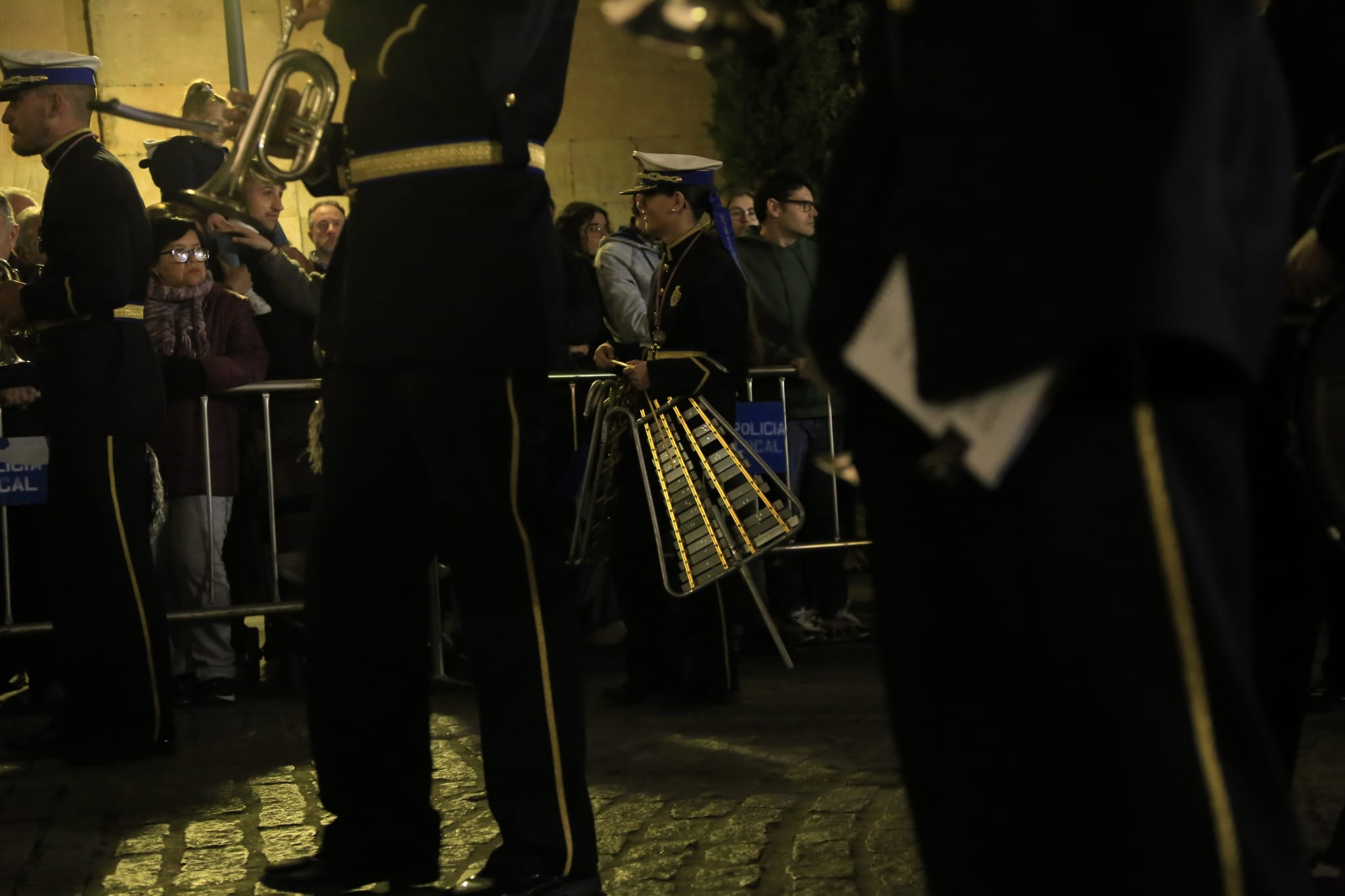 La solemnidad de Jesús Flagelado envuelve la noche de Salamanca