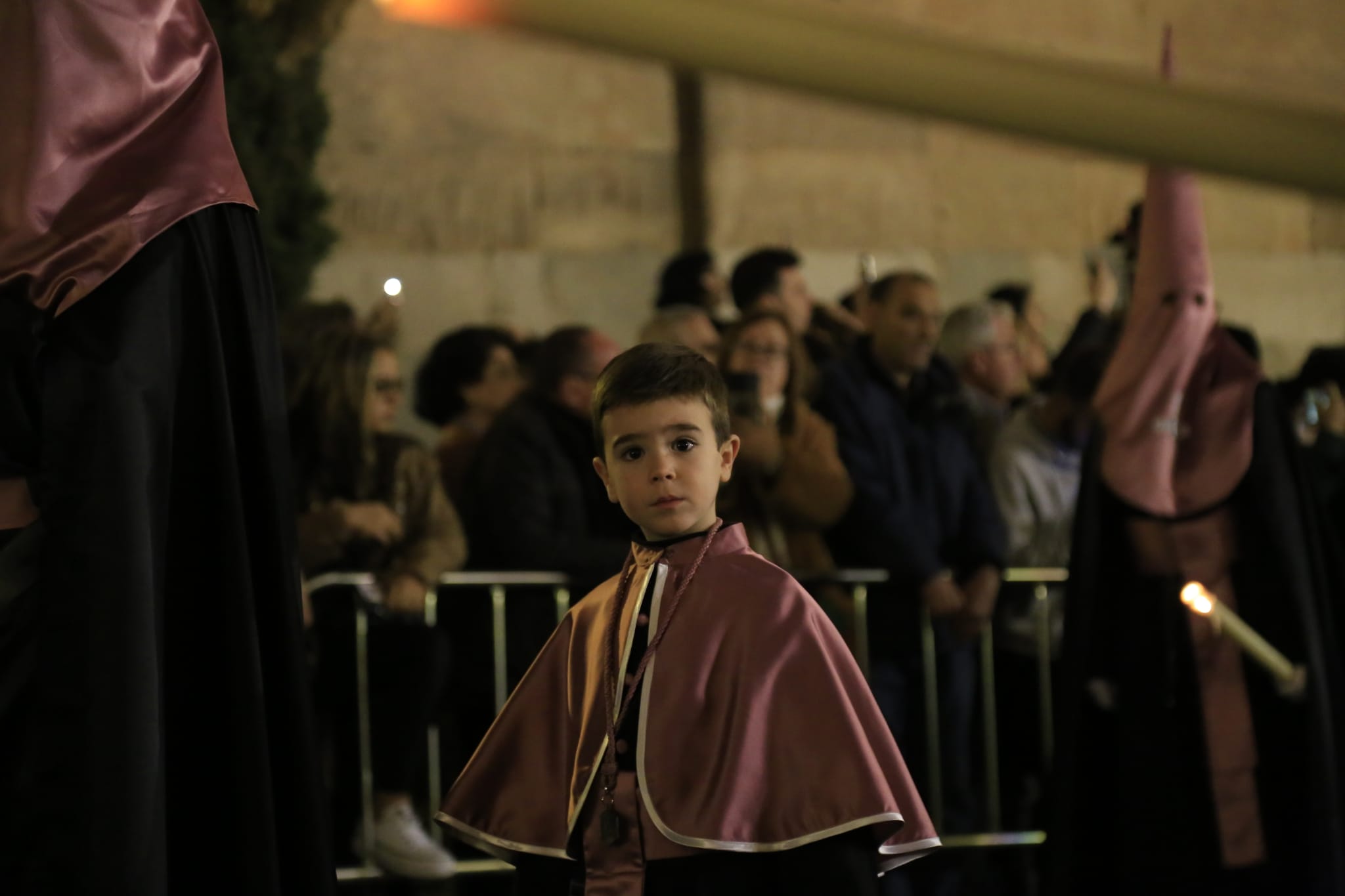 La solemnidad de Jesús Flagelado envuelve la noche de Salamanca