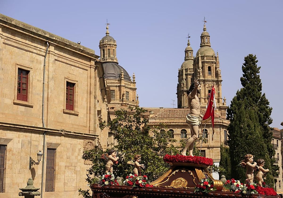 El tradicional Encuentro culmina la Semana Santa salmantina
