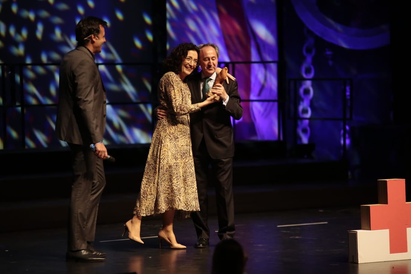 La solidaridad con Ucrania brilla en la gala de Cruz Roja