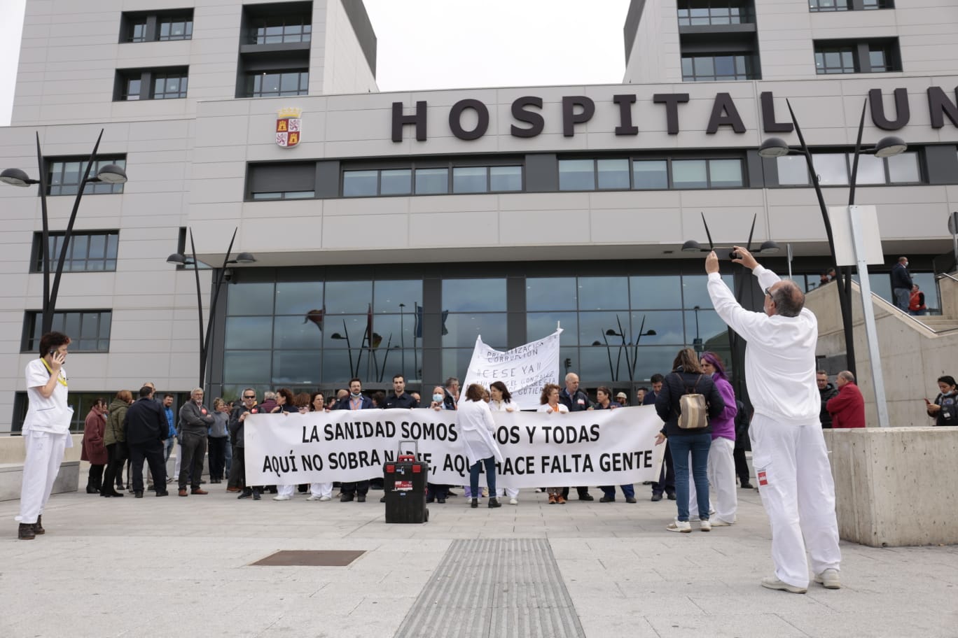Los usuarios claman contra la privatización de los servicios sanitarios