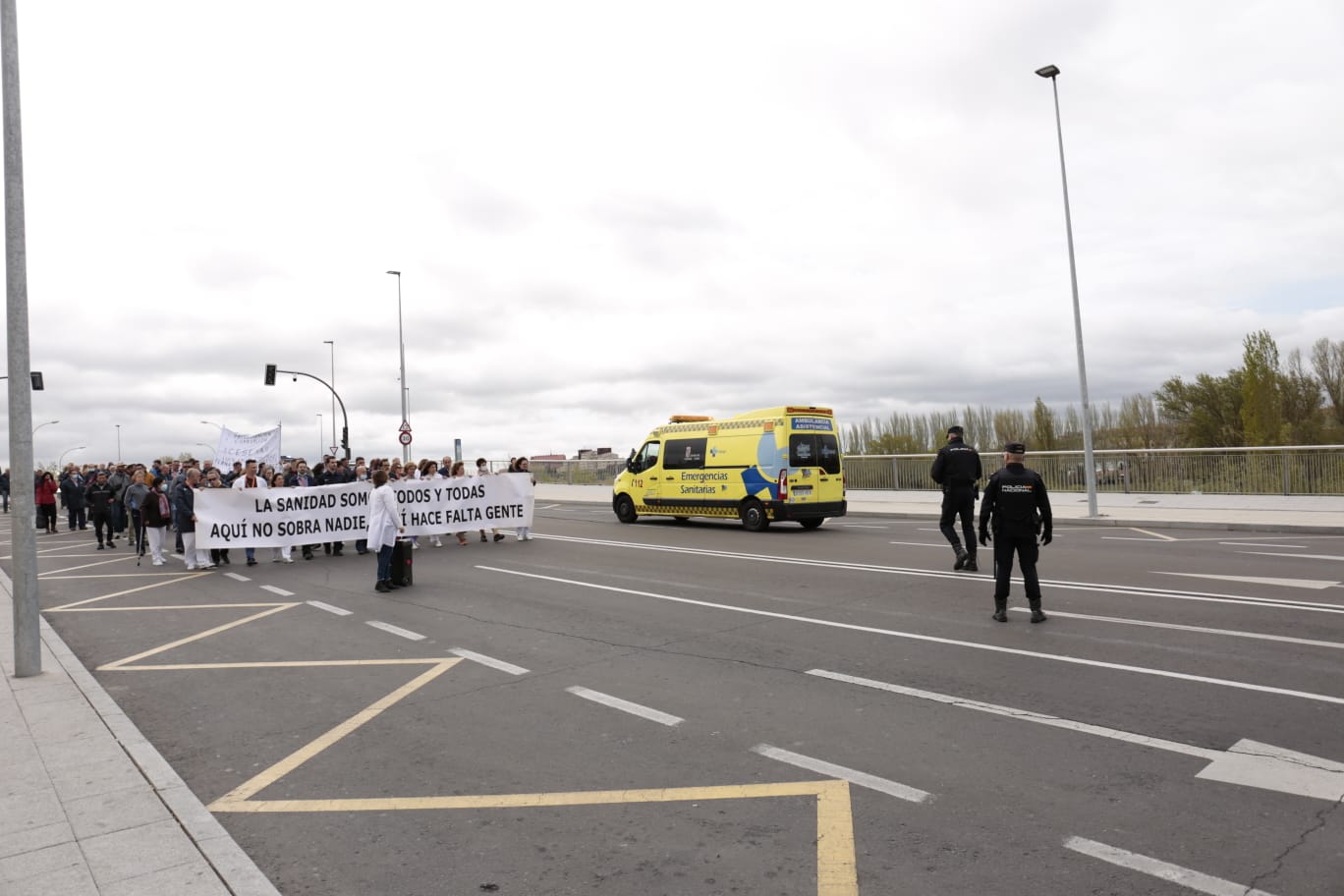Los usuarios claman contra la privatización de los servicios sanitarios
