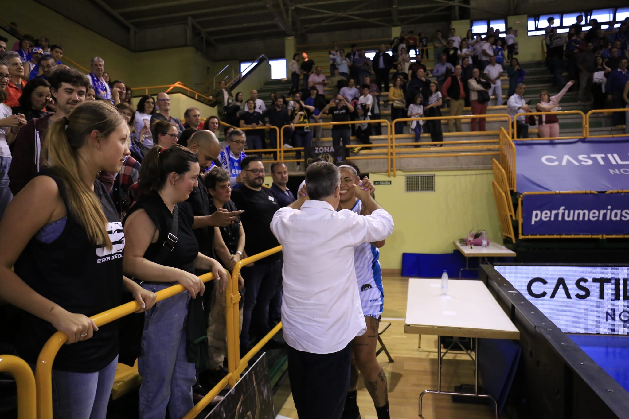 Erika de Souza se despide del baloncesto