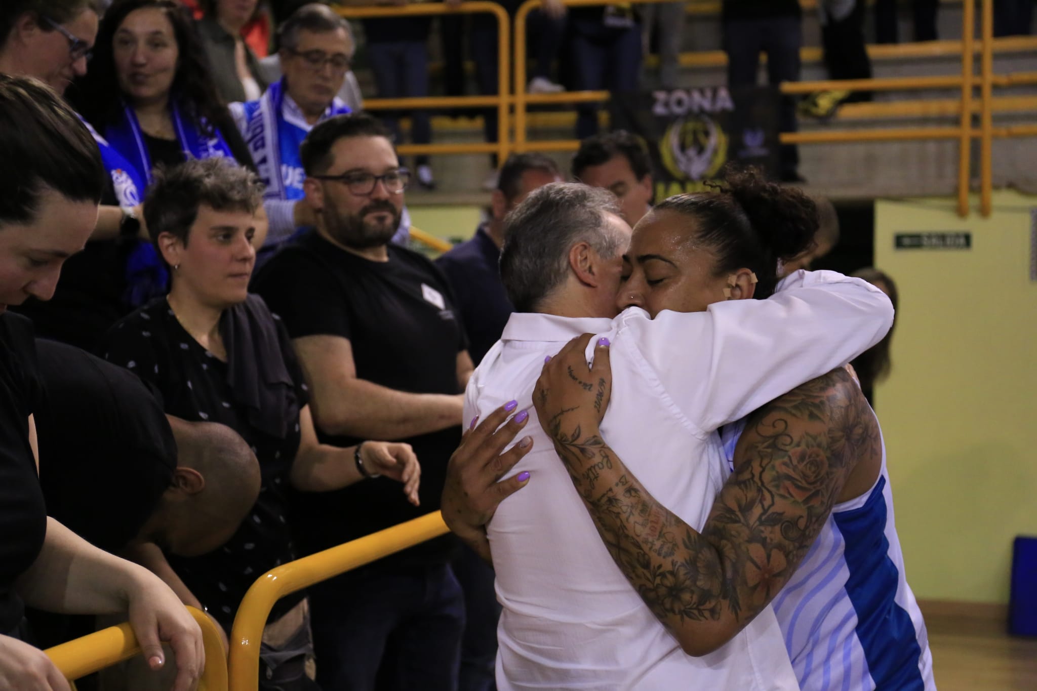 Erika de Souza se despide del baloncesto
