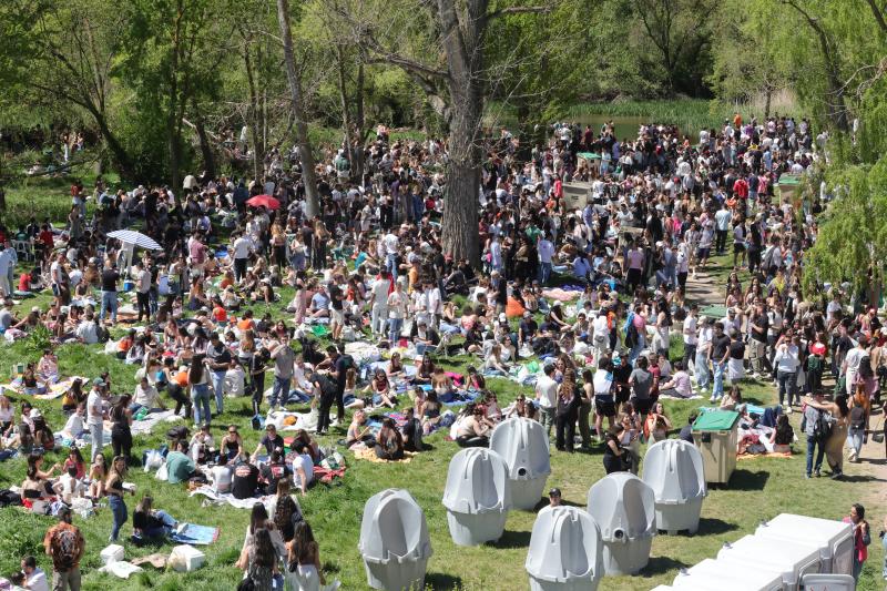 Lunes de Aguas masivo por el buen tiempo