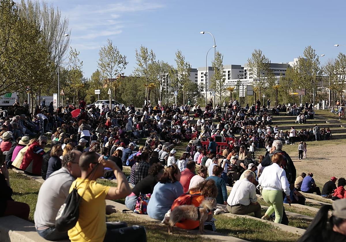 Animada tarde de Lunes de Aguas con algunos incidentes sanitarios