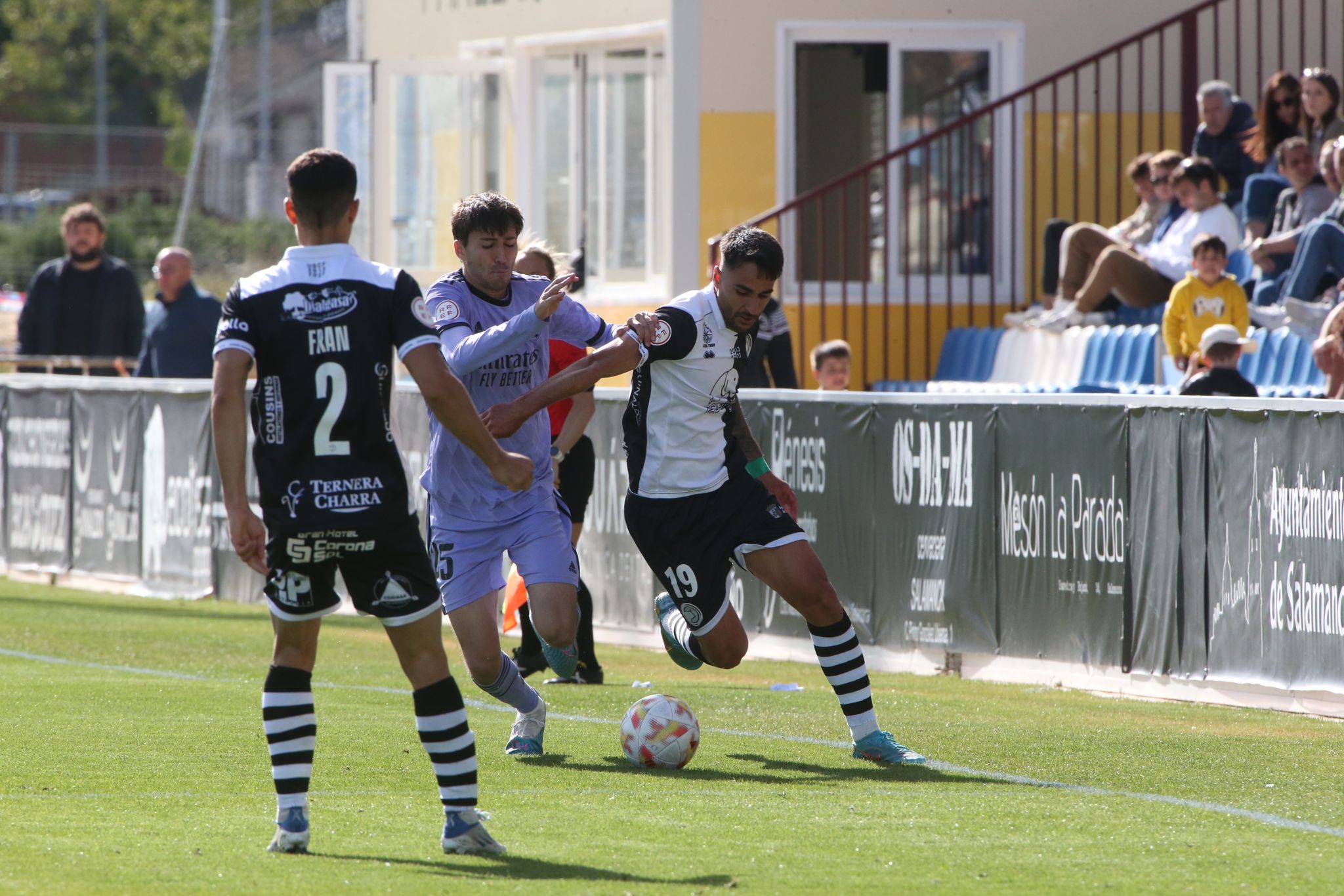 Unionistas vence al Madrid Castilla de Raúl y sueña con el play-off