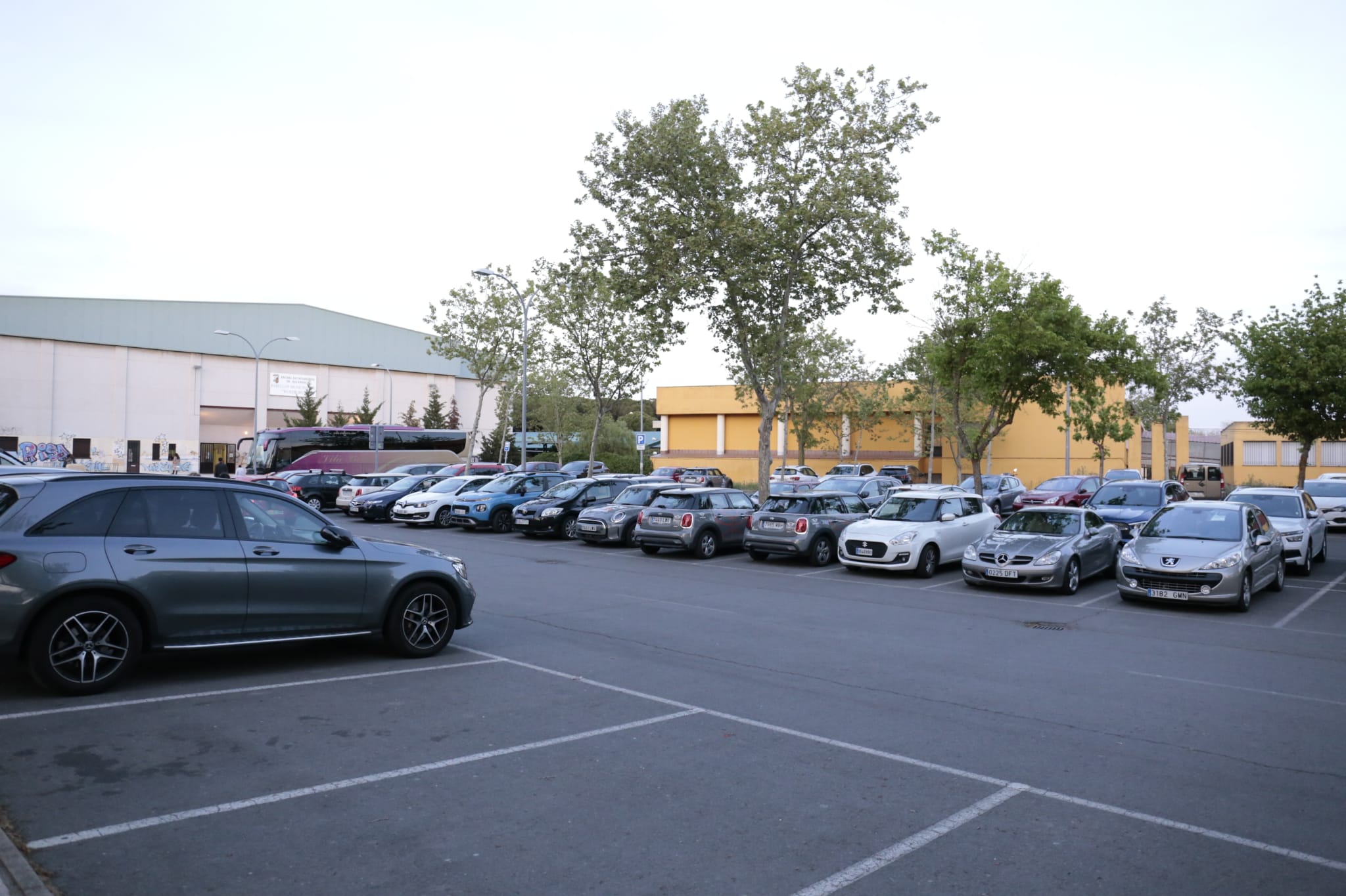 Avenida vence con comidad a Cadí La Seu para acceder a semis