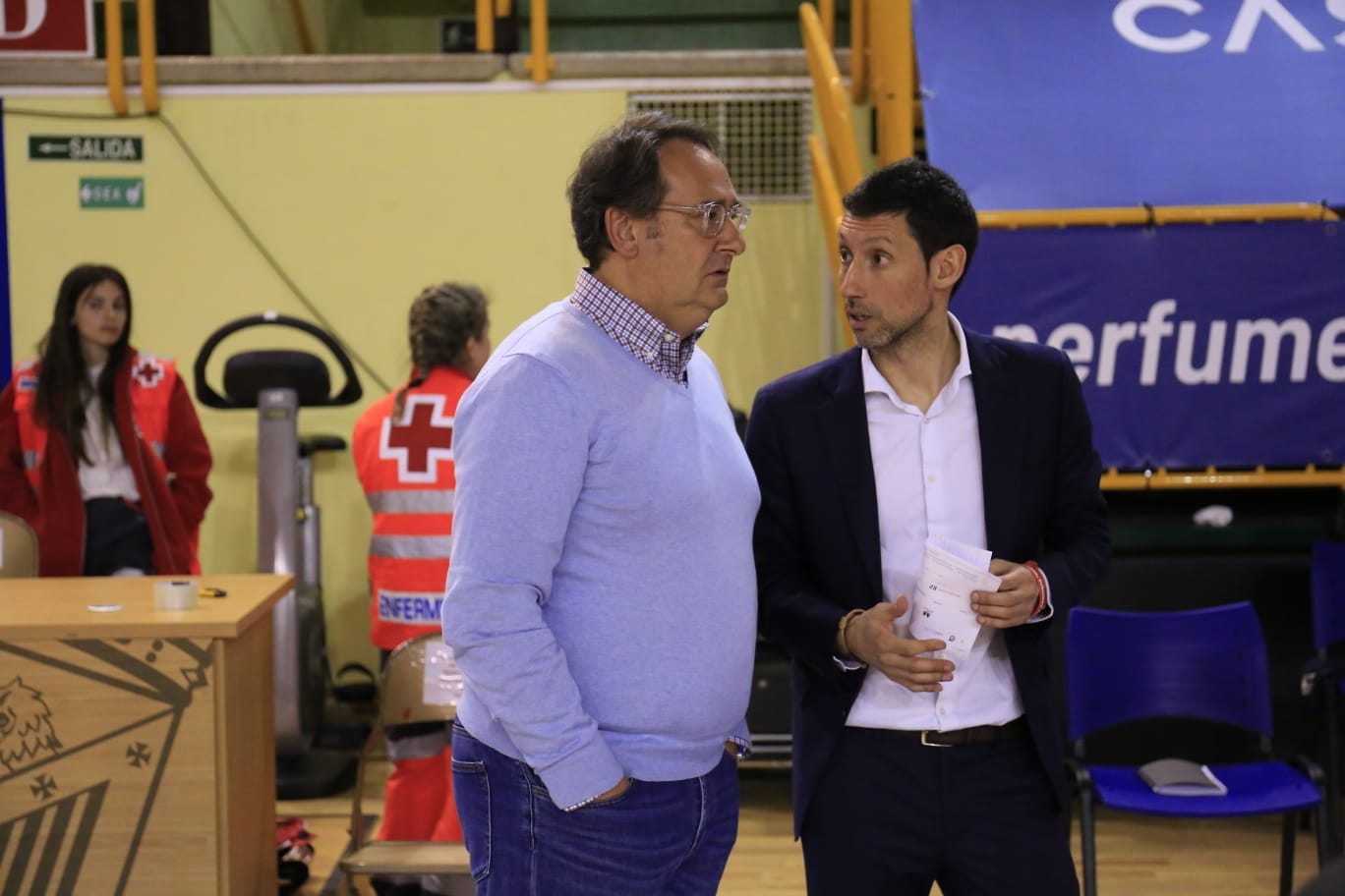 Avenida vence con comidad a Cadí La Seu para acceder a semis