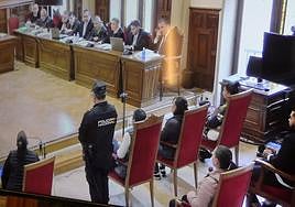 La mujer de 'El Chispi', abajo a la izquierda, en su declaración.