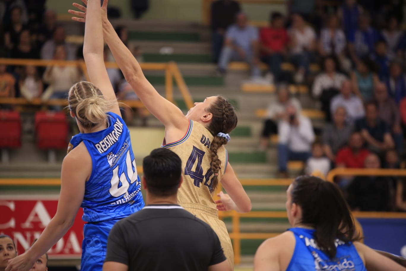 Avenida se mete en la final de la Liga ante el Barça CBS