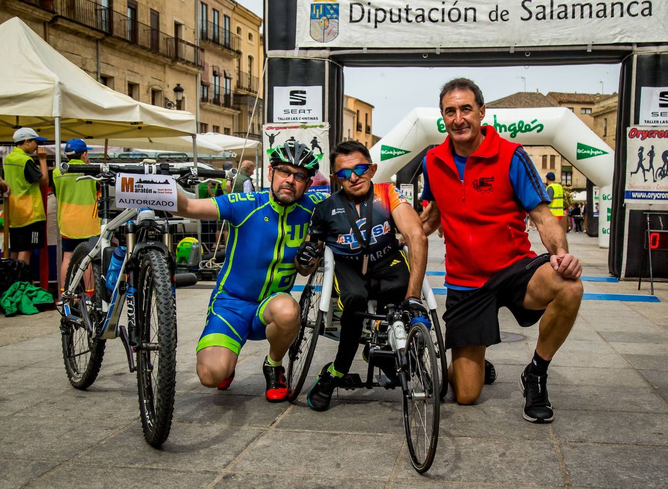 Javier Alves y Verónica Sánchez ganan la Media Maratón de Ciudad Rodrigo