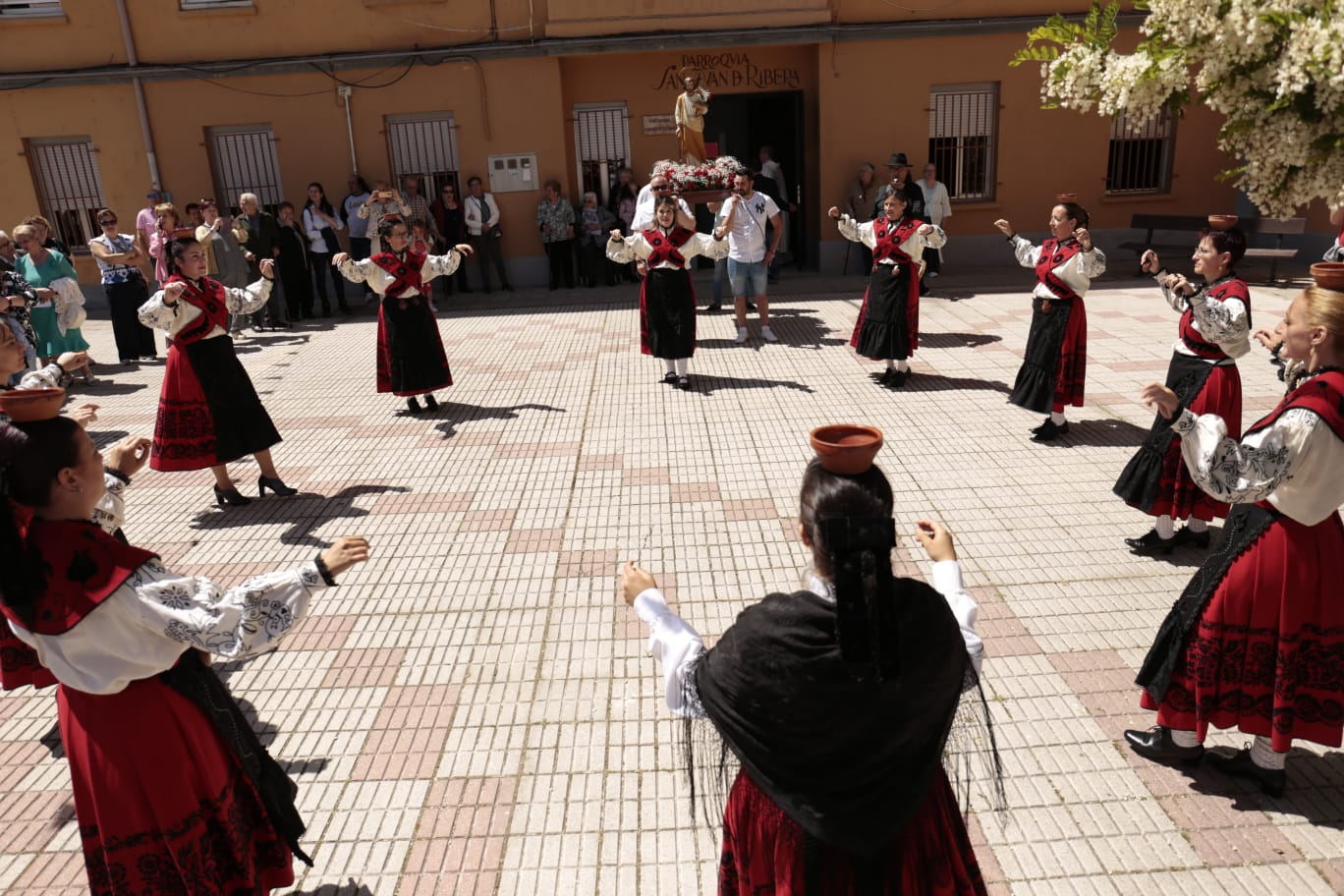 Actos festivos de la Asociación de Vecinos de Ciudad Jardín