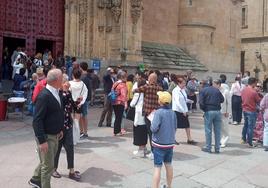 Visita de turistas a las catedrales de Salamanca el pasado fin de semana.