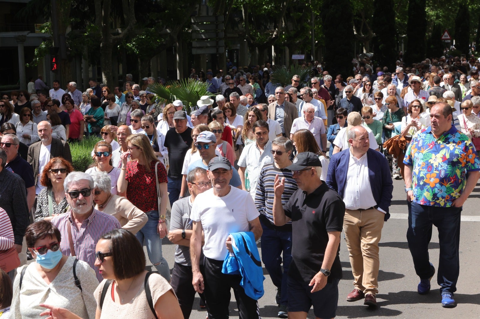 Salamanca se tiñe de blanco en defensa de la Sanidad pública